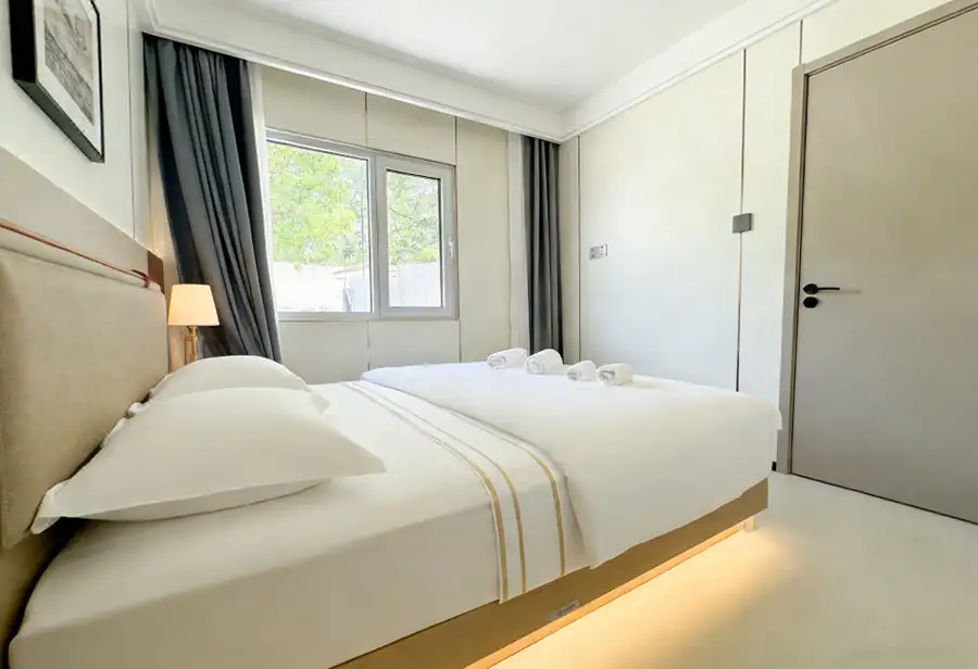 Modern bedroom in the three-bedroom suite Anyu Pool Villa Resort